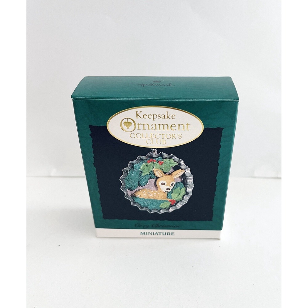 1994 Hallmark Keepsake Miniatureβ Ornament Collectors Club Holiday Bunny
